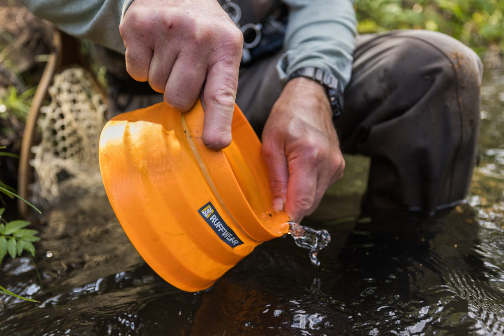 Ruffwear Bivy sulankstomas dubenėlis šunims naudojamas lauke